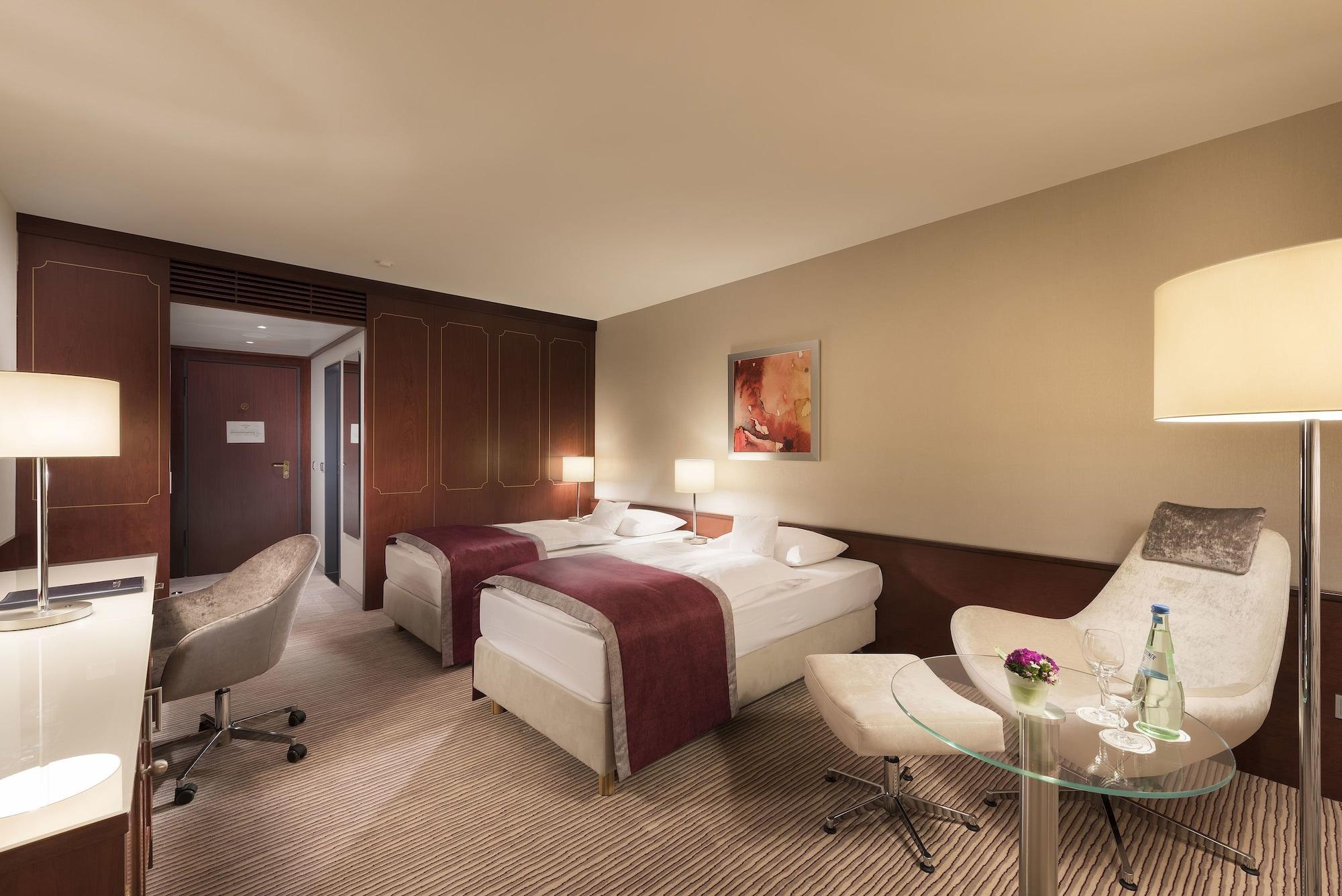 Maritim Hotel 4*