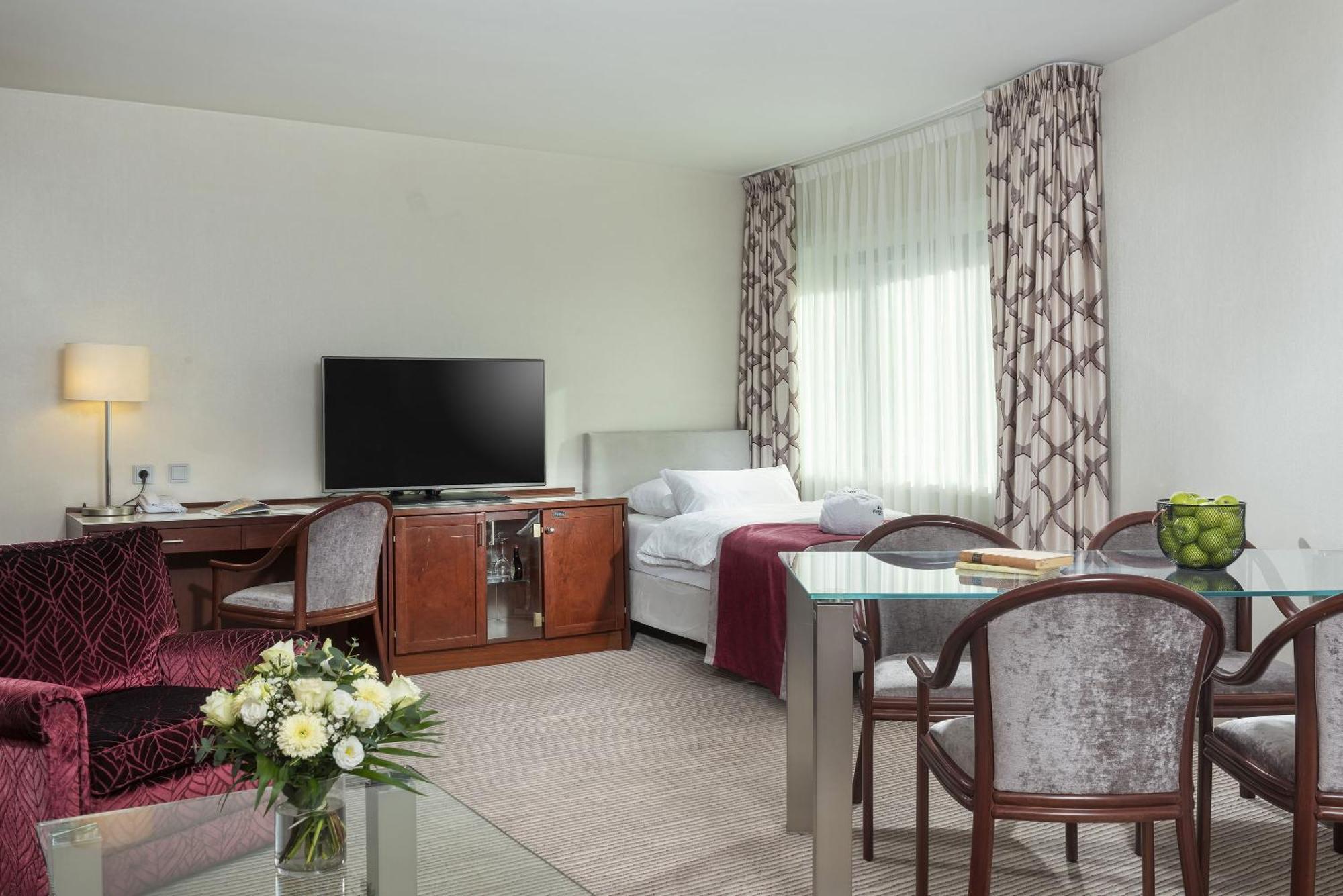 Maritim Hotel 4*