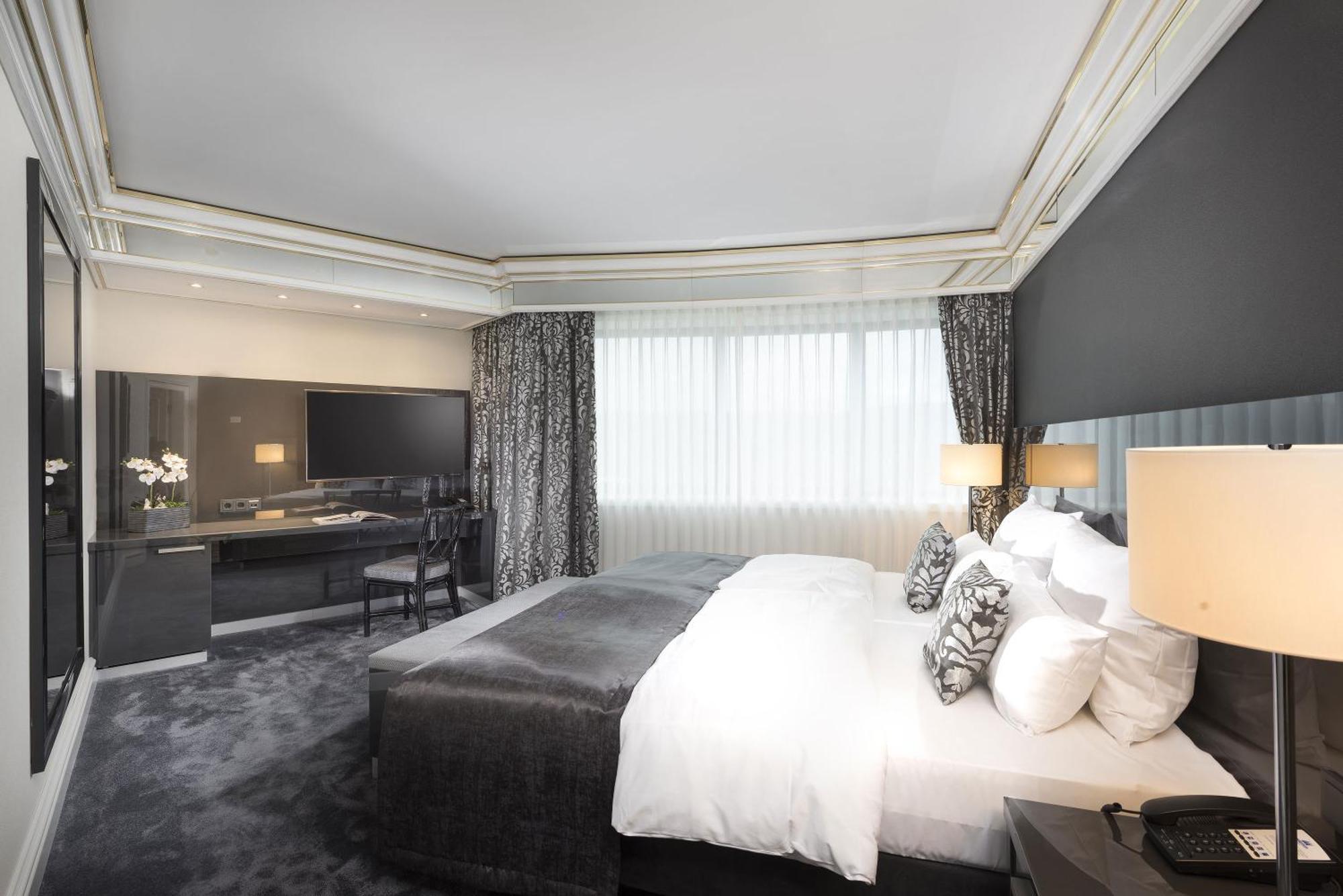 Maritim Hotel 4*